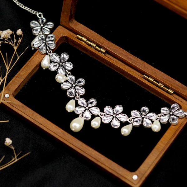 ABHITA FLORAL POLKI SILVER OXIDIZED NECKLACE