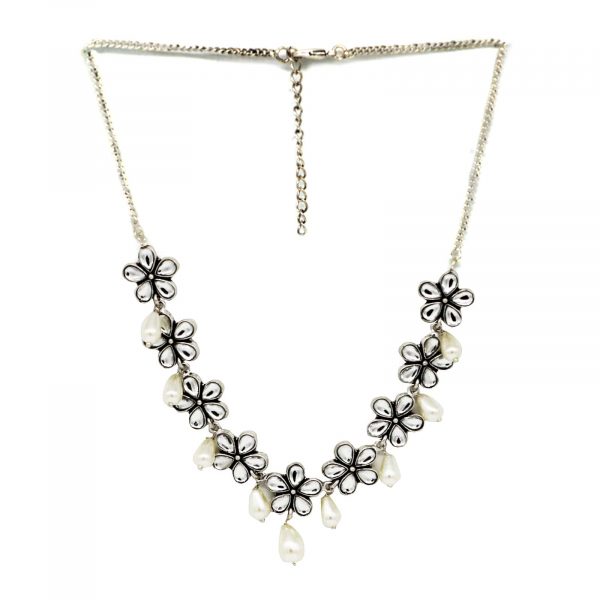 ABHITA FLORAL POLKI SILVER OXIDIZED NECKLACE - Image 3